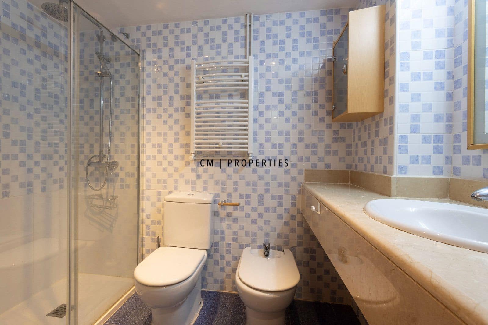 2 quarto Apartamento para arrendar em Valencia cidade com garagem - 1 600 € (Ref: 10125132)