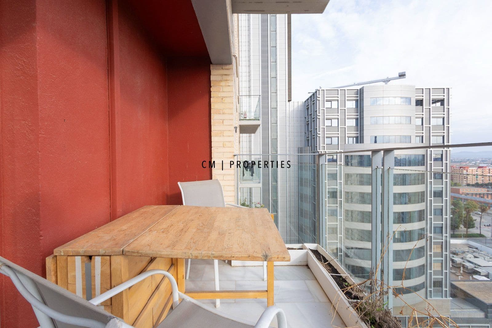 2 quarto Apartamento para arrendar em Valencia cidade com garagem - 1 600 € (Ref: 10125132)