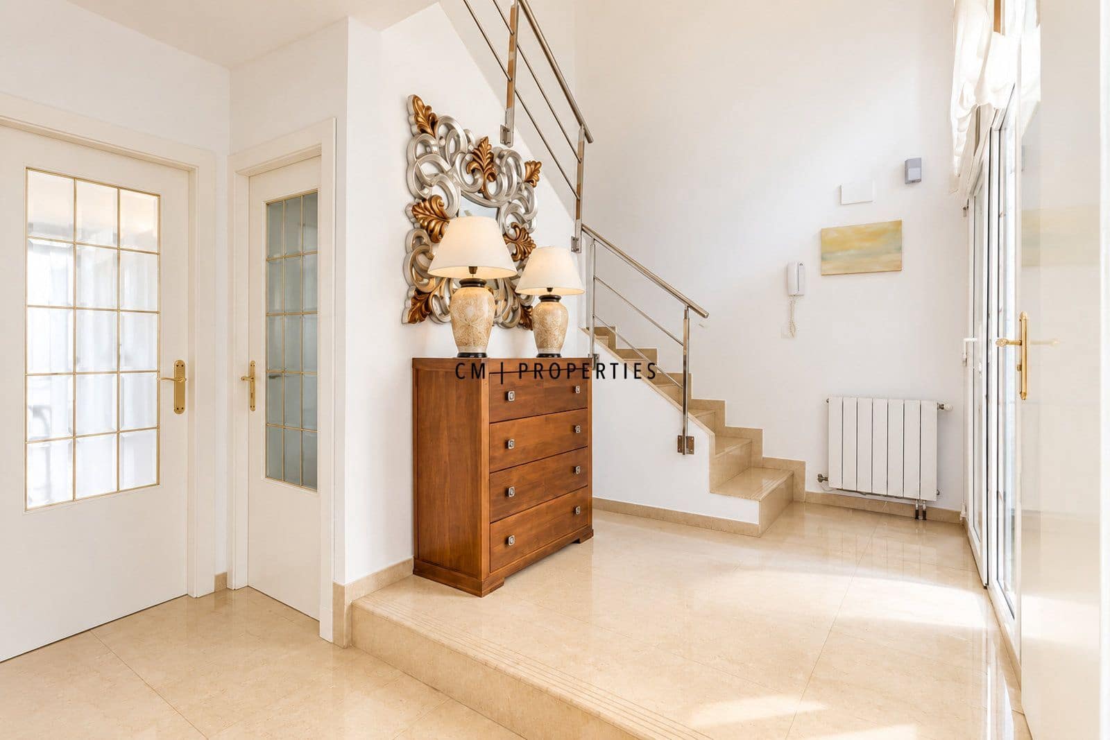 5 bedroom Townhouse for rent in Picanya with pool garage - € 3,000 (Ref: 10127546)