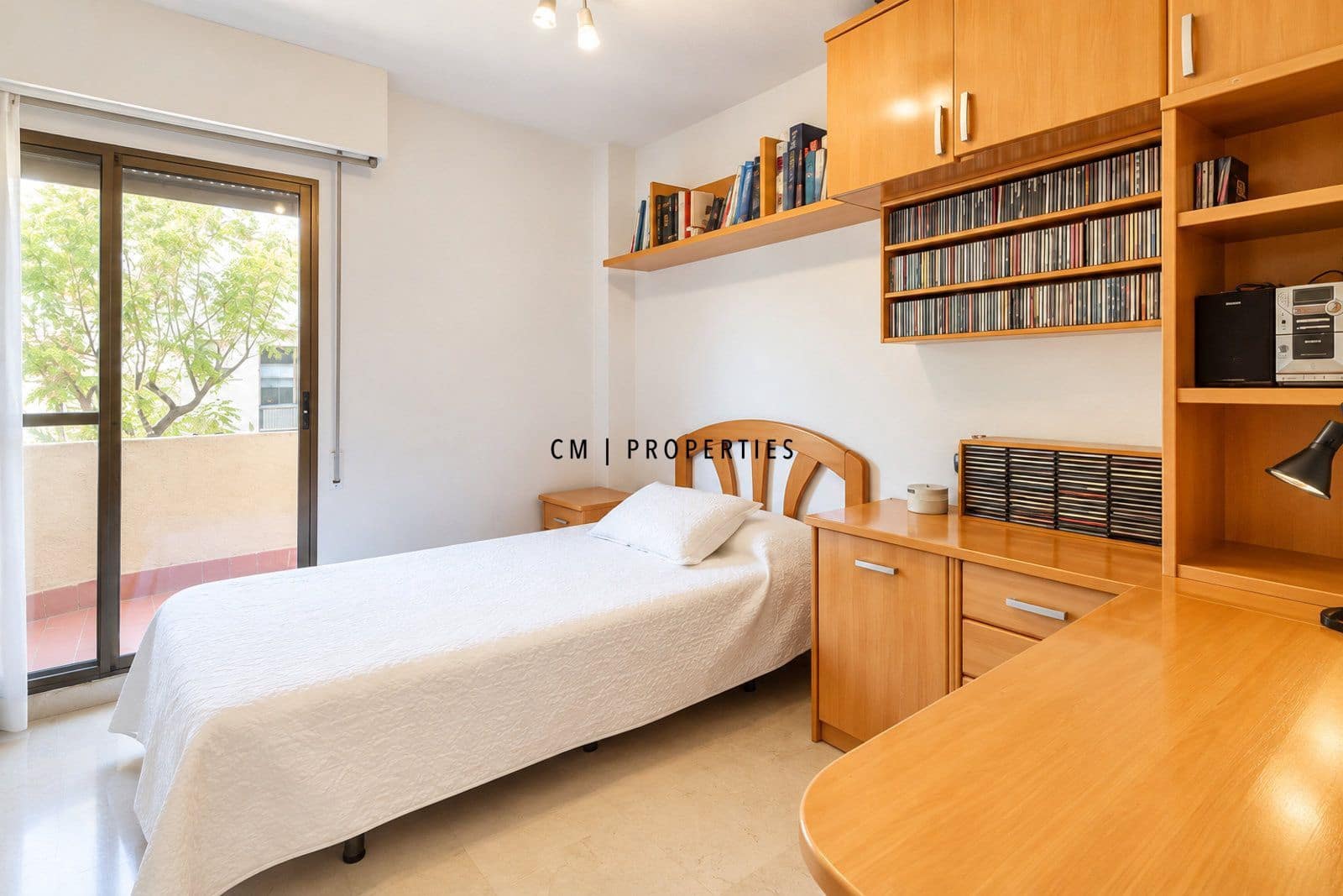 5 bedroom Townhouse for rent in Picanya with pool garage - € 3,000 (Ref: 10127546)