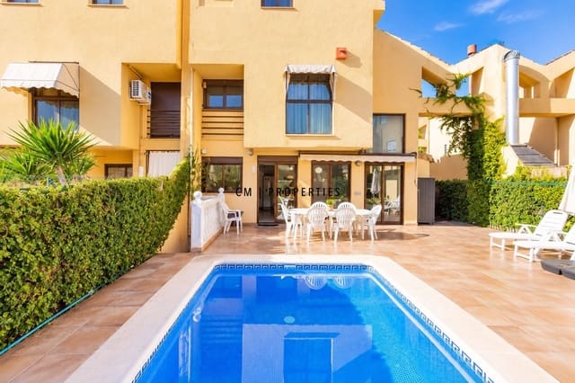 5 bedroom Townhouse for rent in Picanya with pool garage - € 3,000 (Ref: 10127546)