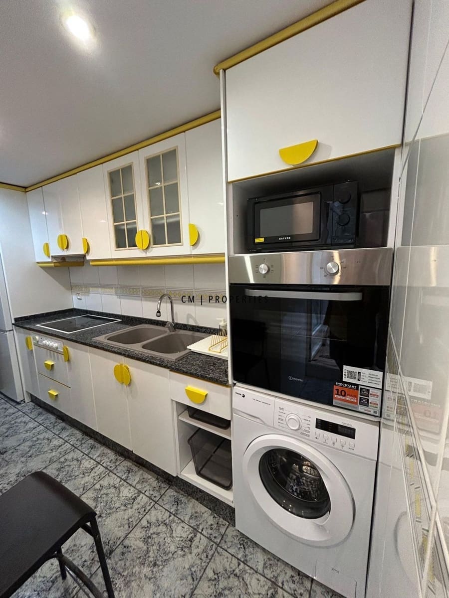 3 quarto Apartamento para arrendar em Valencia cidade - 1 300 € (Ref: 10130749)