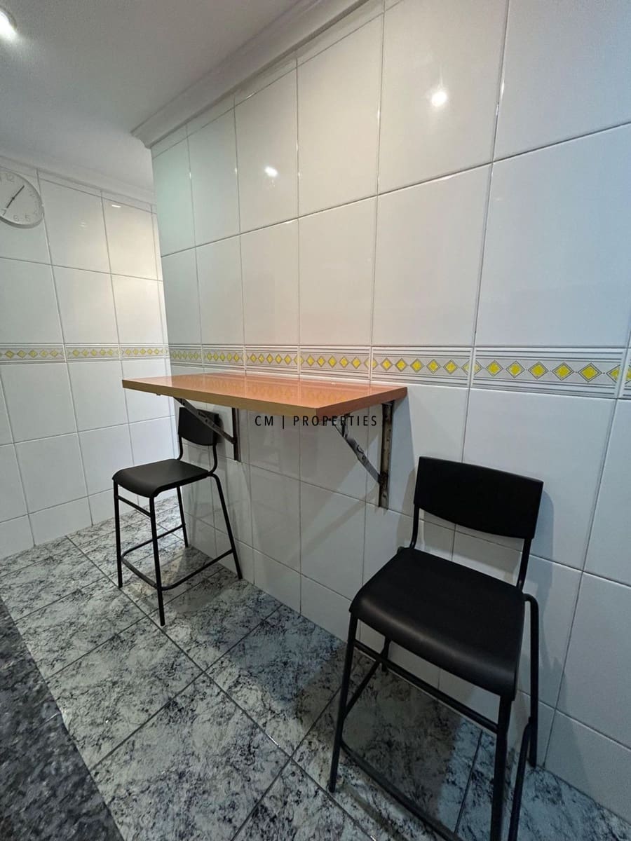 3 quarto Apartamento para arrendar em Valencia cidade - 1 300 € (Ref: 10130749)