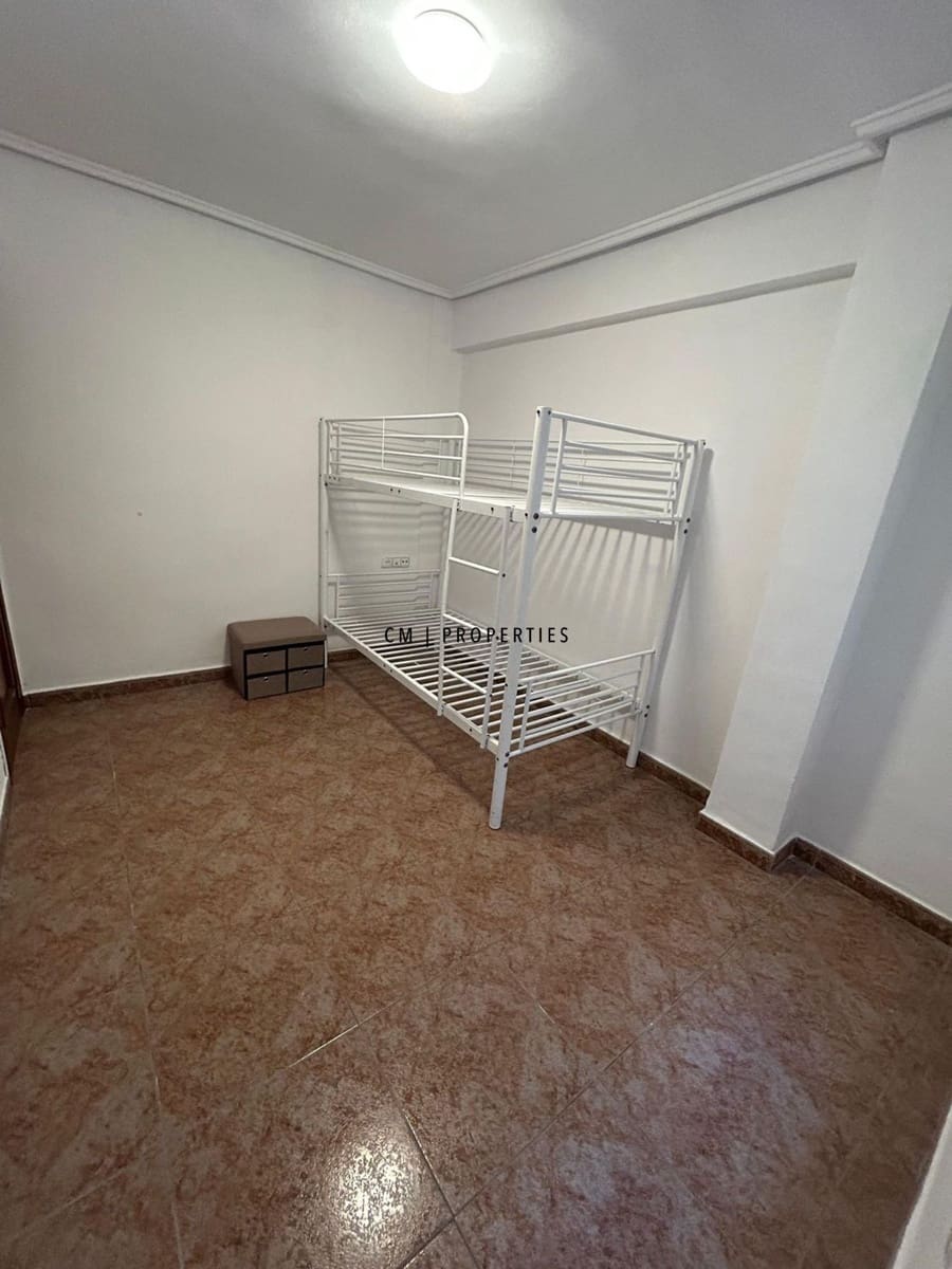 3 quarto Apartamento para arrendar em Valencia cidade - 1 300 € (Ref: 10130749)