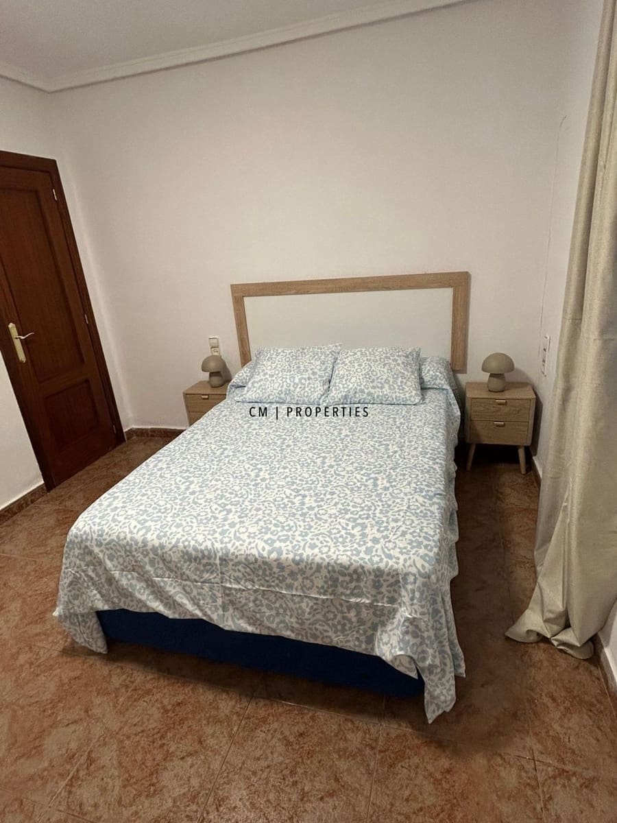3 quarto Apartamento para arrendar em Valencia cidade - 1 300 € (Ref: 10130749)