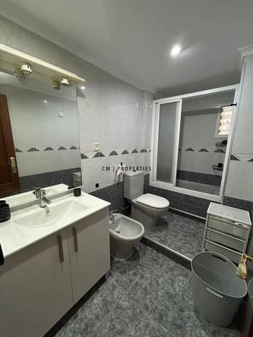 3 soveværelse Lejlighed til leje i Valencia by - € 1.300 (Ref: 10130749)