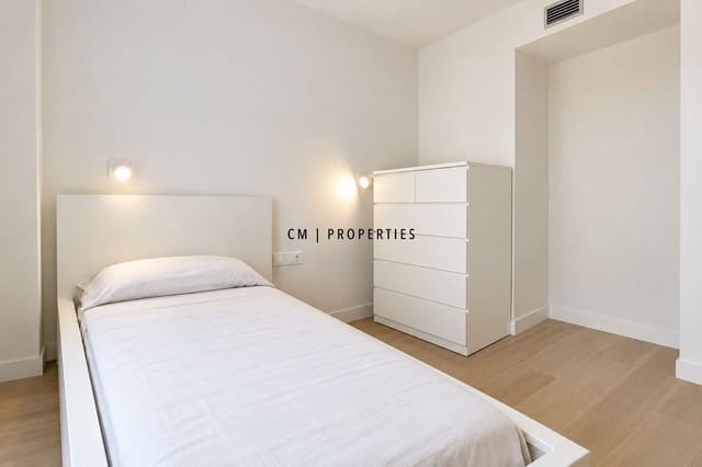 2 quarto Apartamento para arrendar em Valência cidade - 1 350 € (Ref: 10130750)