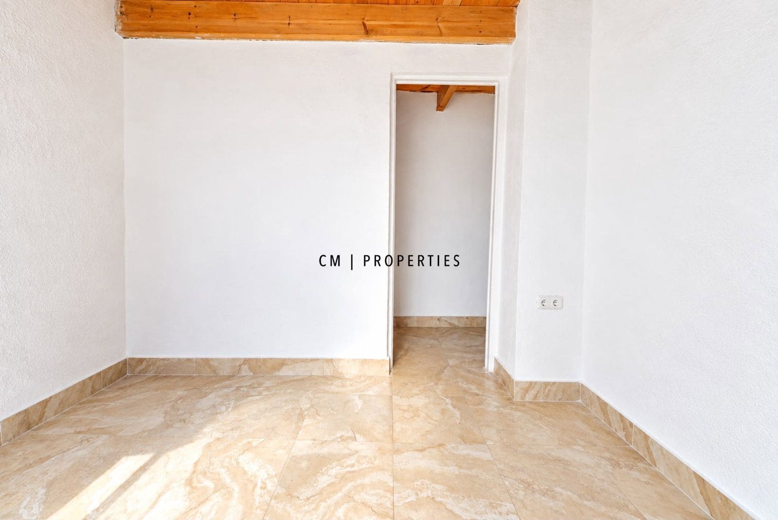 Villa zu verkaufen in Betera - 250.000 € (Ref: 10132870)