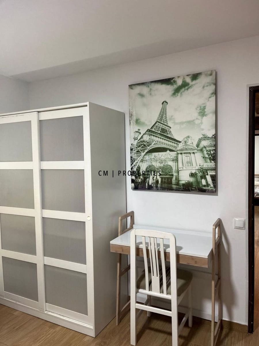 2 bedroom Flat for rent in Valencia city - € 1,350 (Ref: 10135108)
