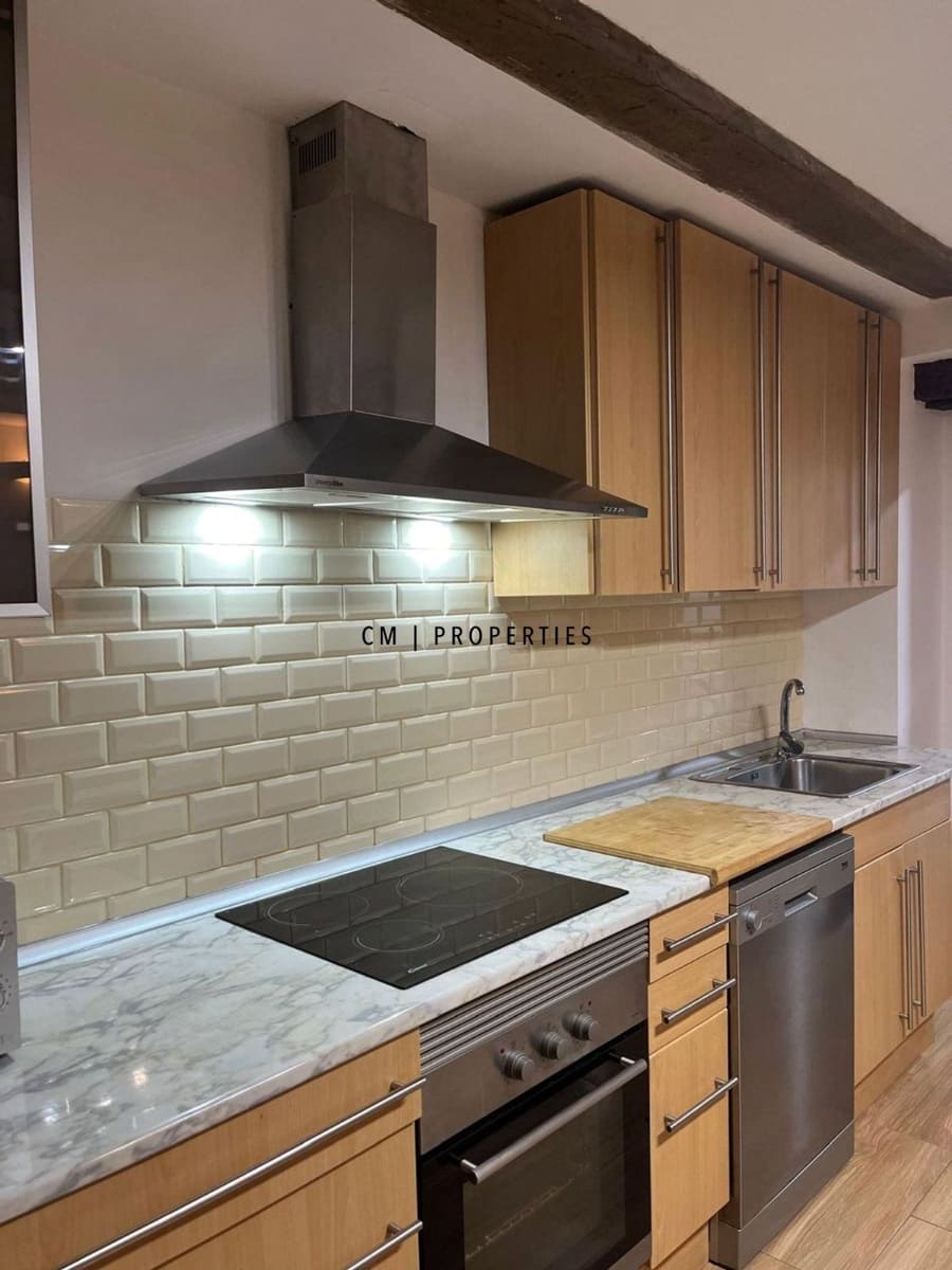 2 bedroom Flat for rent in Valencia city - € 1,350 (Ref: 10135108)