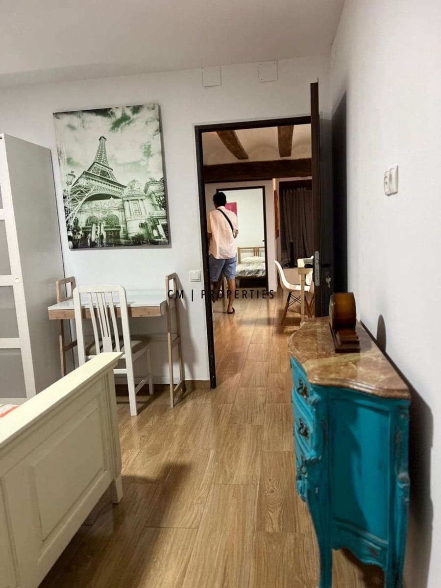 2 bedroom Flat for rent in Valencia city - € 1,350 (Ref: 10135108)