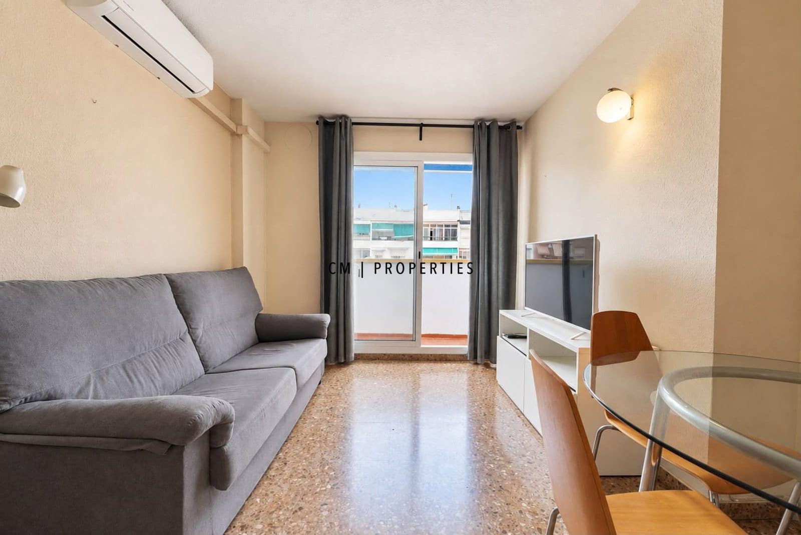 2 sovrum Lägenhet att hyra i Valencia stad - 1 050 € (Ref: 10136420)