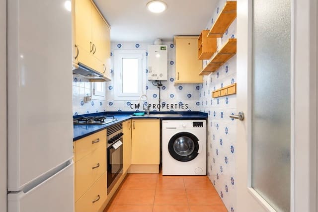 2 sovrum Lägenhet att hyra i Camins al Grau, Valencia stad - 1 050 € (Ref: 10136420)