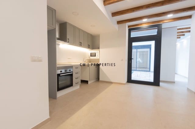 3 sovrum Lägenhet att hyra i Extramurs, Valencia stad - 2 500 € (Ref: 10136533)