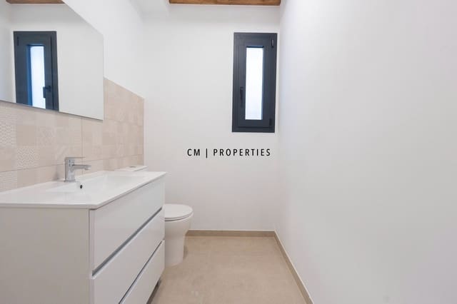 3 sovrum Lägenhet att hyra i Extramurs, Valencia stad - 2 500 € (Ref: 10136533)