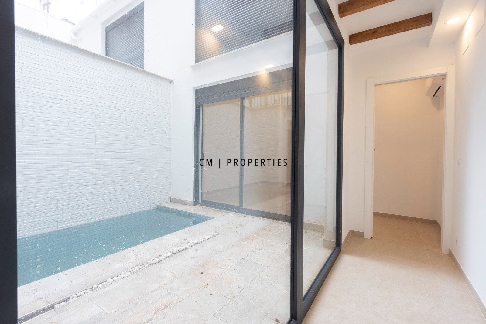 3 sovrum Lägenhet att hyra i Valencia stad med pool - 2 500 € (Ref: 10136533)