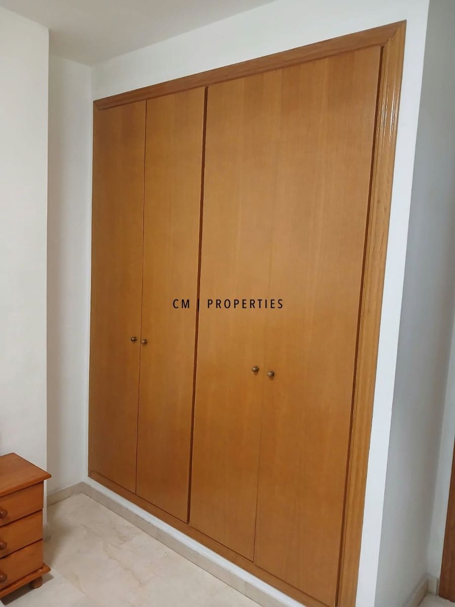 1 makuuhuone Asunto vuokrattavana paikassa Valencia kaupunki mukana uima-altaan - 1 200 € (Ref: 10136720)