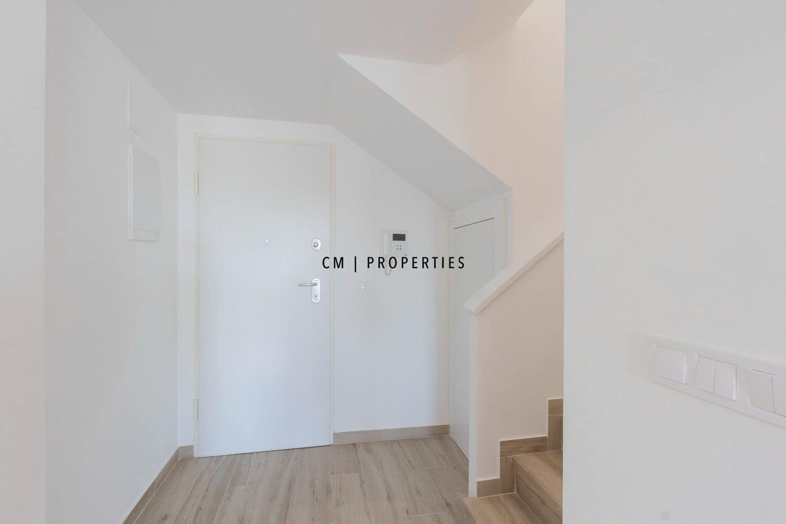Ático de 3 habitaciones en València ciudad en alquiler con piscina garaje - 3.150 € (Ref: 10144758)