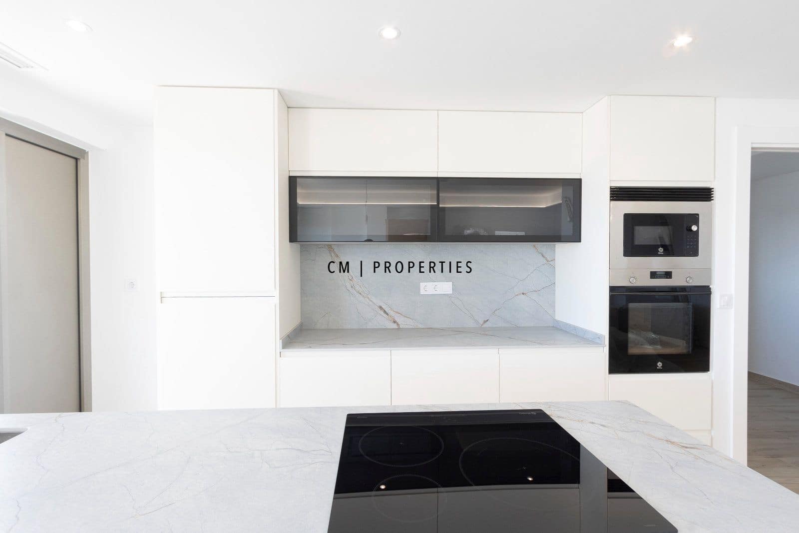 Ático de 3 habitaciones en València ciudad en alquiler con piscina garaje - 3.150 € (Ref: 10144758)