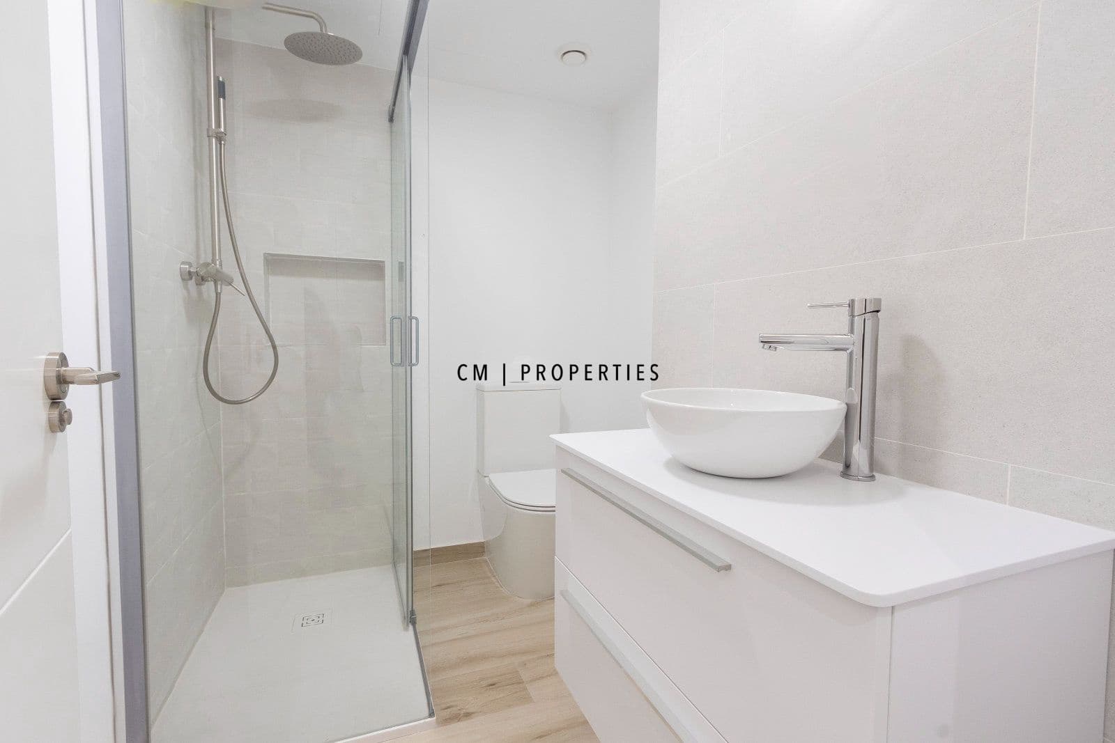 Ático de 3 habitaciones en València ciudad en alquiler con piscina garaje - 3.150 € (Ref: 10144758)