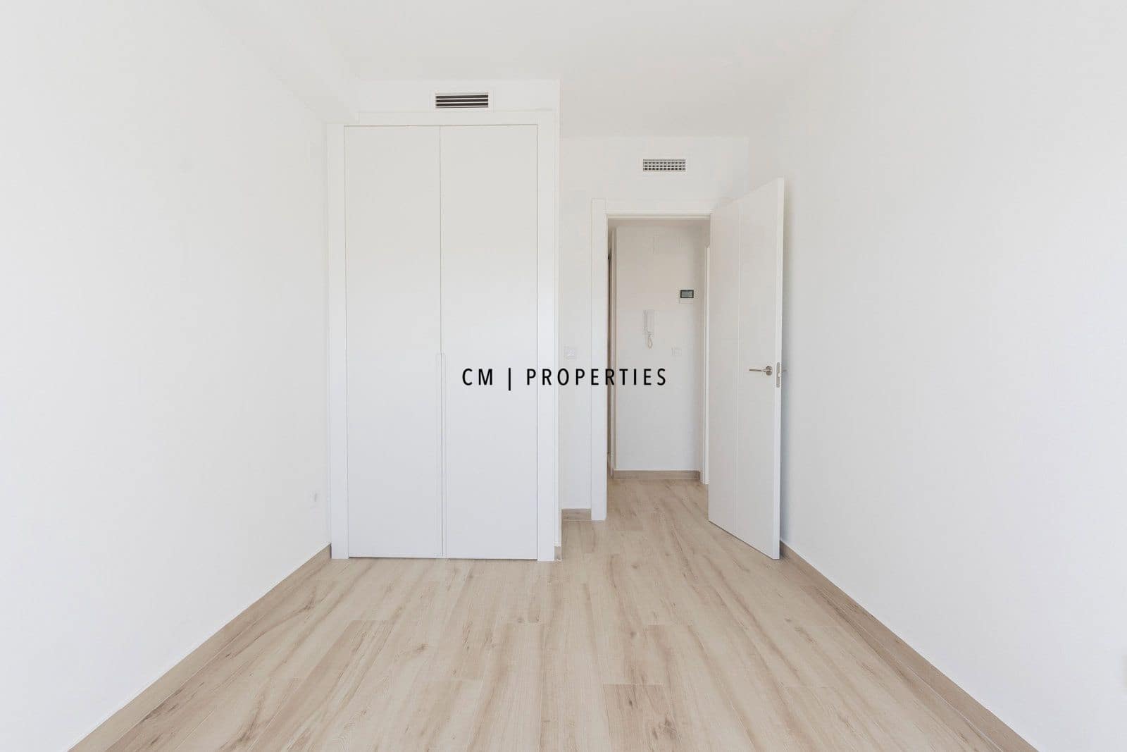 Ático de 3 habitaciones en València ciudad en alquiler con piscina garaje - 3.150 € (Ref: 10144758)