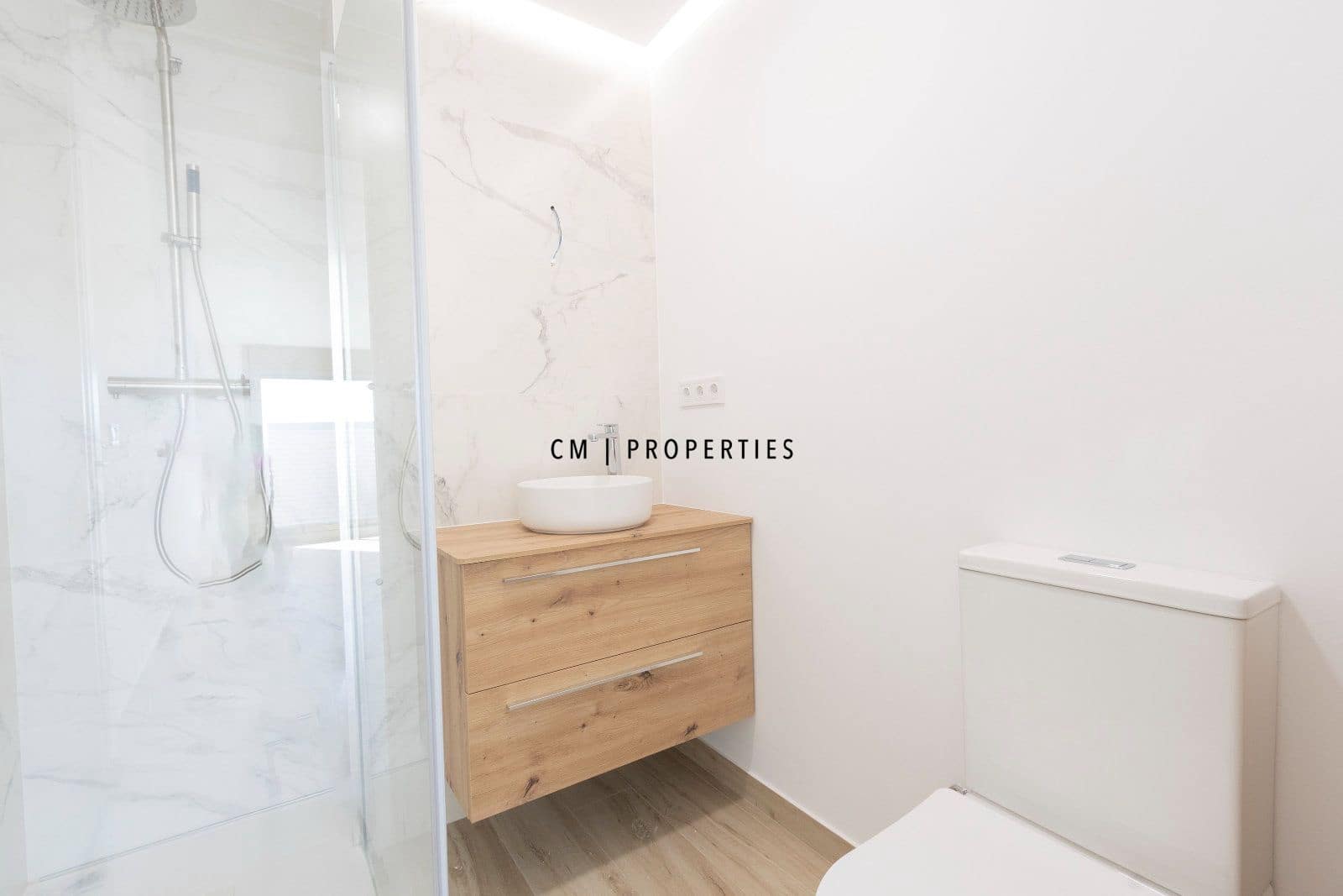 Ático de 3 habitaciones en València ciudad en alquiler con piscina garaje - 3.150 € (Ref: 10144758)