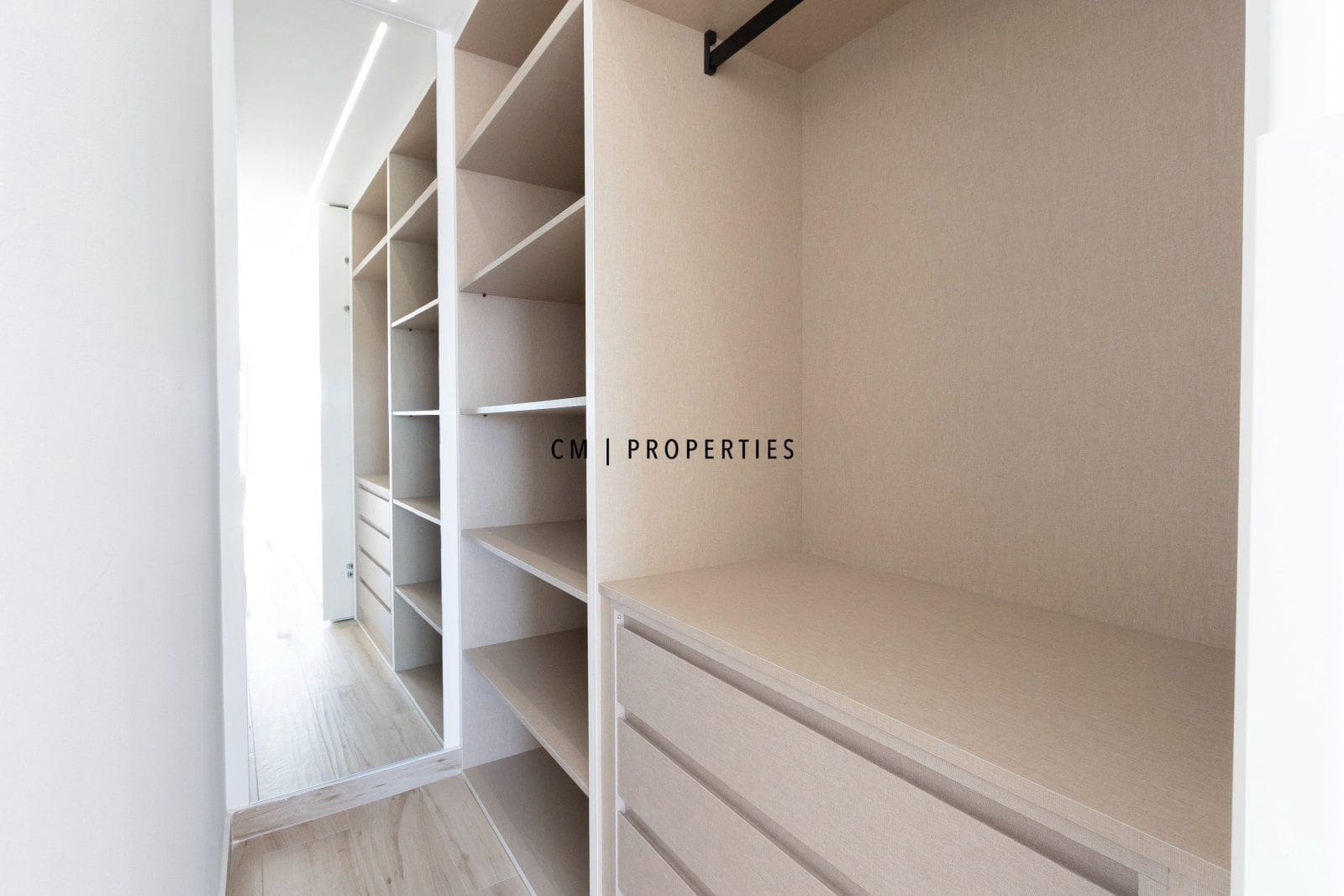 Ático de 3 habitaciones en València ciudad en alquiler con piscina garaje - 3.150 € (Ref: 10144758)