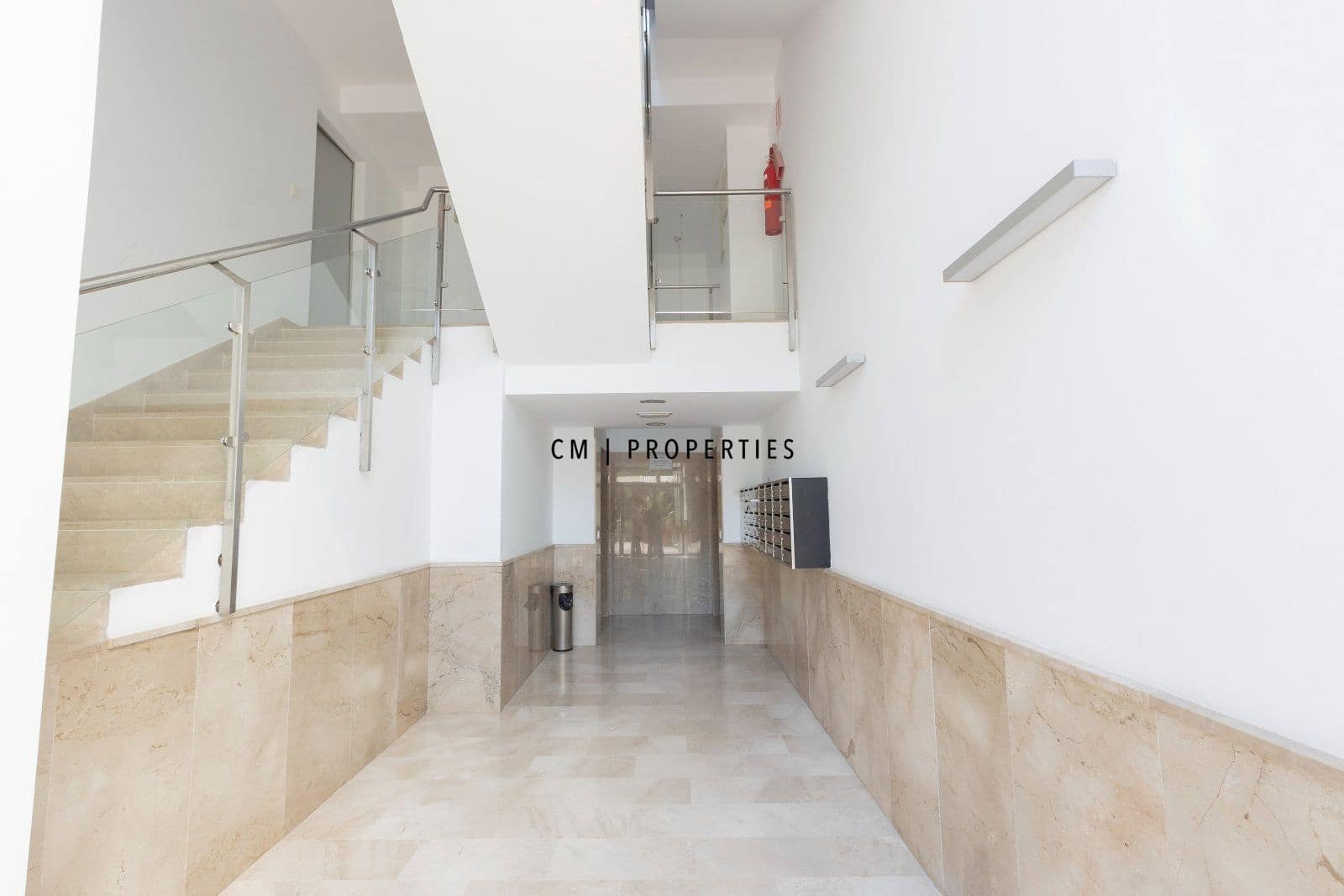 Ático de 3 habitaciones en València ciudad en alquiler con piscina garaje - 3.150 € (Ref: 10144758)