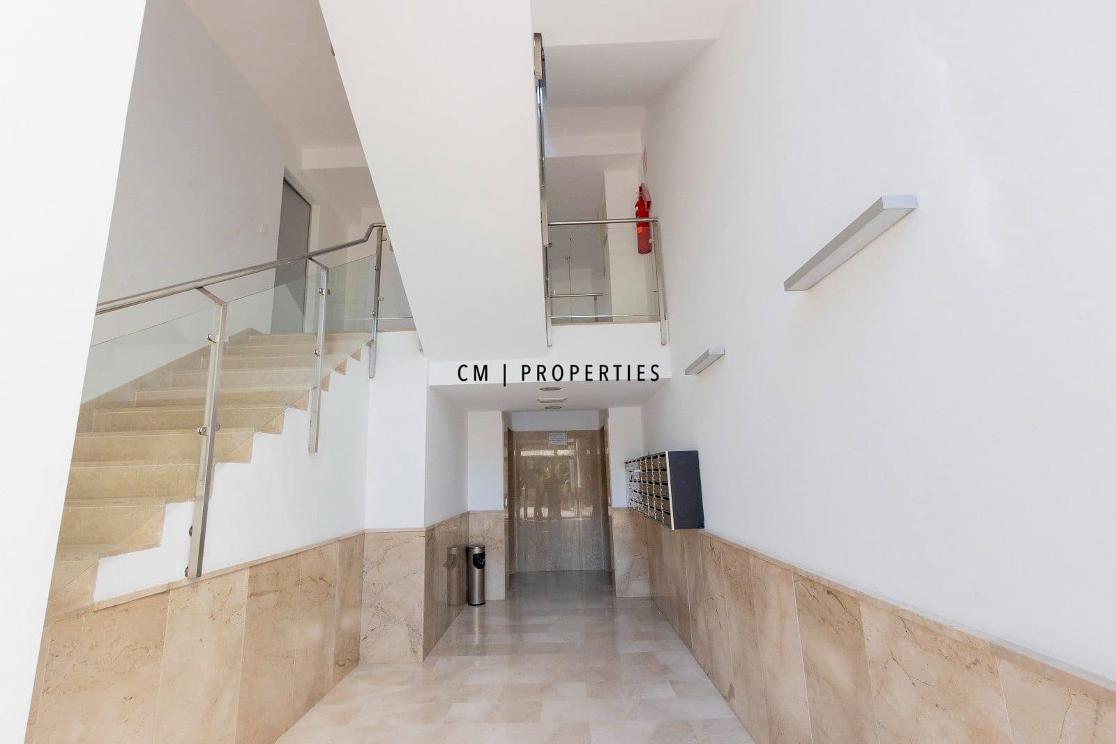 Ático de 3 habitaciones en València ciudad en alquiler con piscina garaje - 3.150 € (Ref: 10144758)