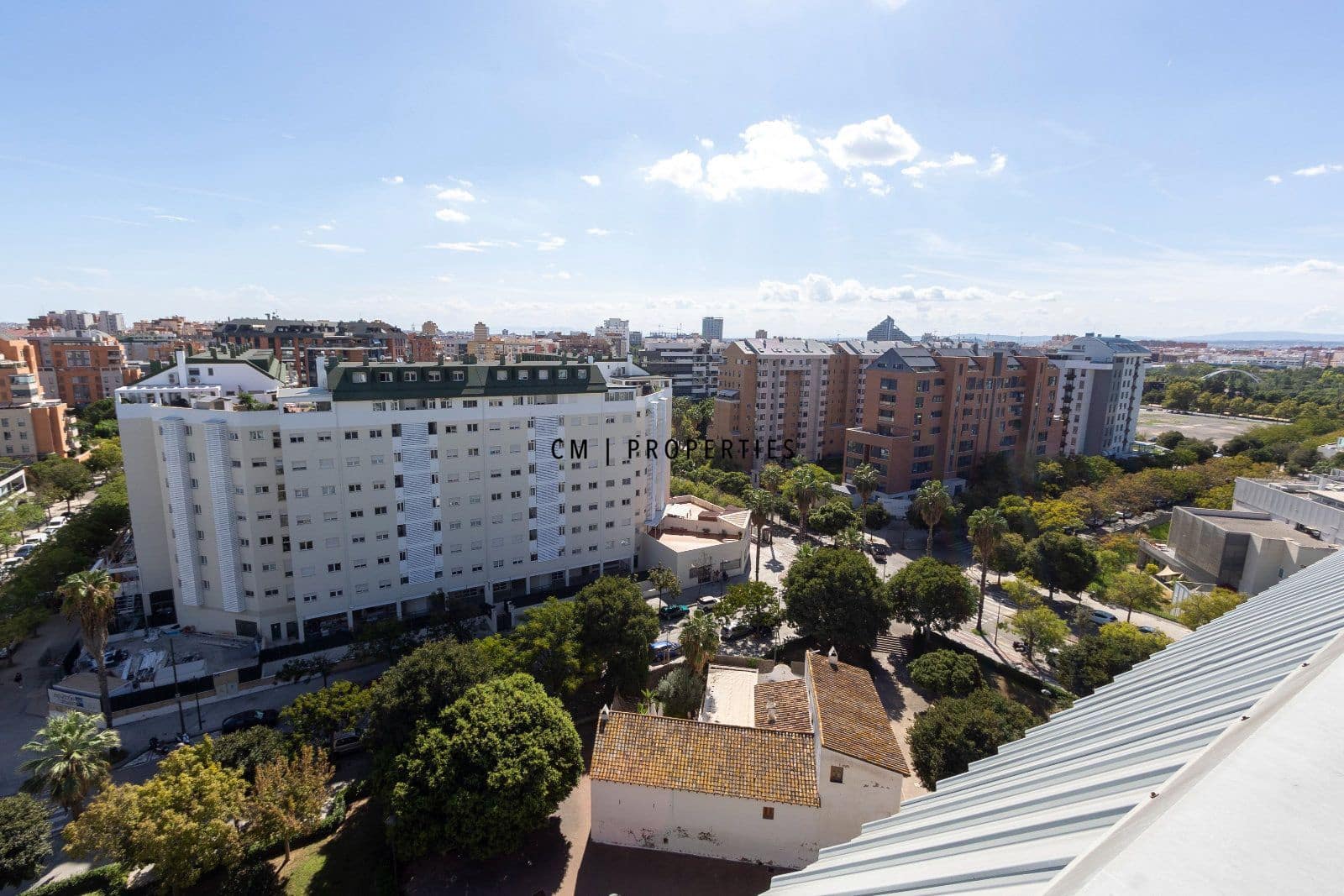 Ático de 3 habitaciones en València ciudad en alquiler con piscina garaje - 3.150 € (Ref: 10144758)