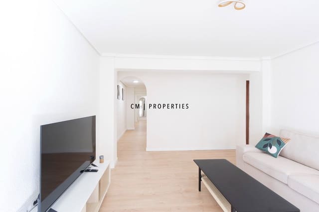 2 bedroom Flat for rent in Valencia city - € 1,800 (Ref: 10147454)