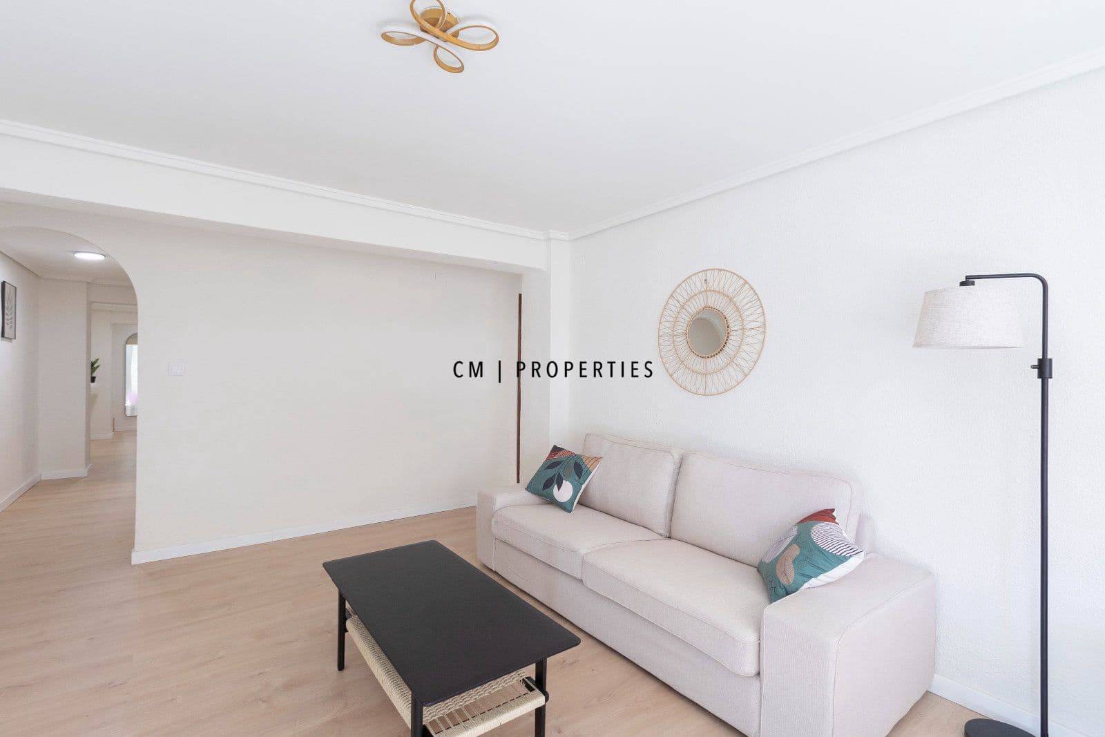 2 bedroom Flat for rent in Valencia city - € 1,800 (Ref: 10147454)