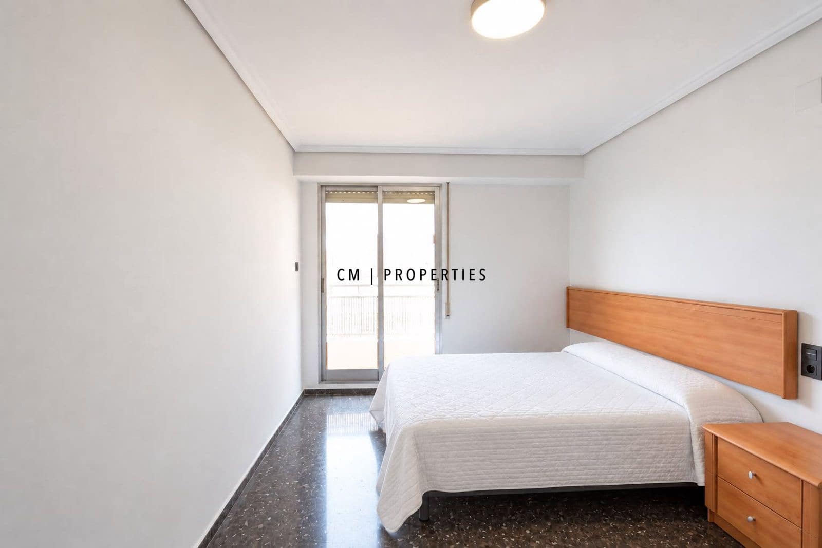 4 bedroom Flat for rent in Sagunto / Sagunt - € 1,800 (Ref: 10153973)