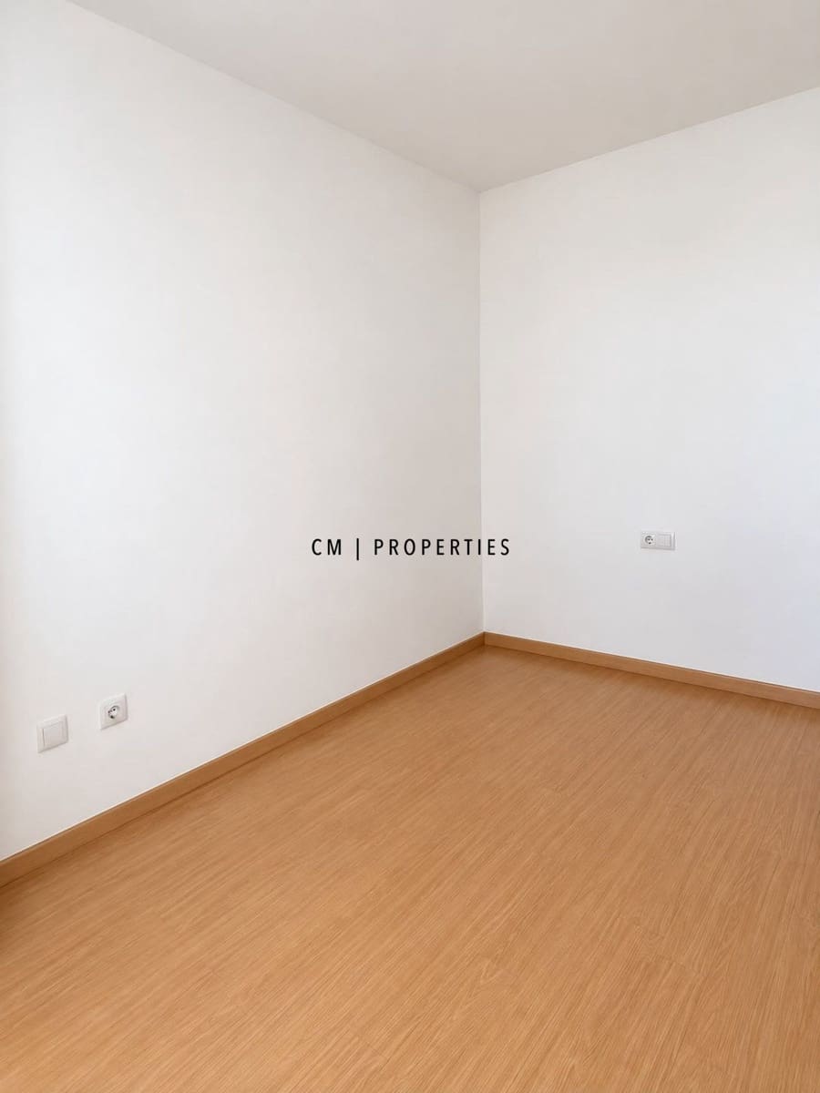Ático de 2 habitaciones en València ciudad en alquiler - 2.000 € (Ref: 10154099)