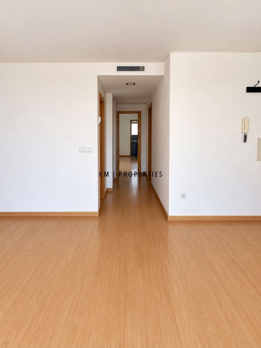 Ático de 2 habitaciones en València ciudad en alquiler - 2.000 € (Ref: 10154099)