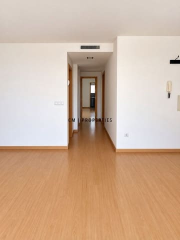 2 bedroom Penthouse for rent in Valencia city - € 2,000 (Ref: 10154099)