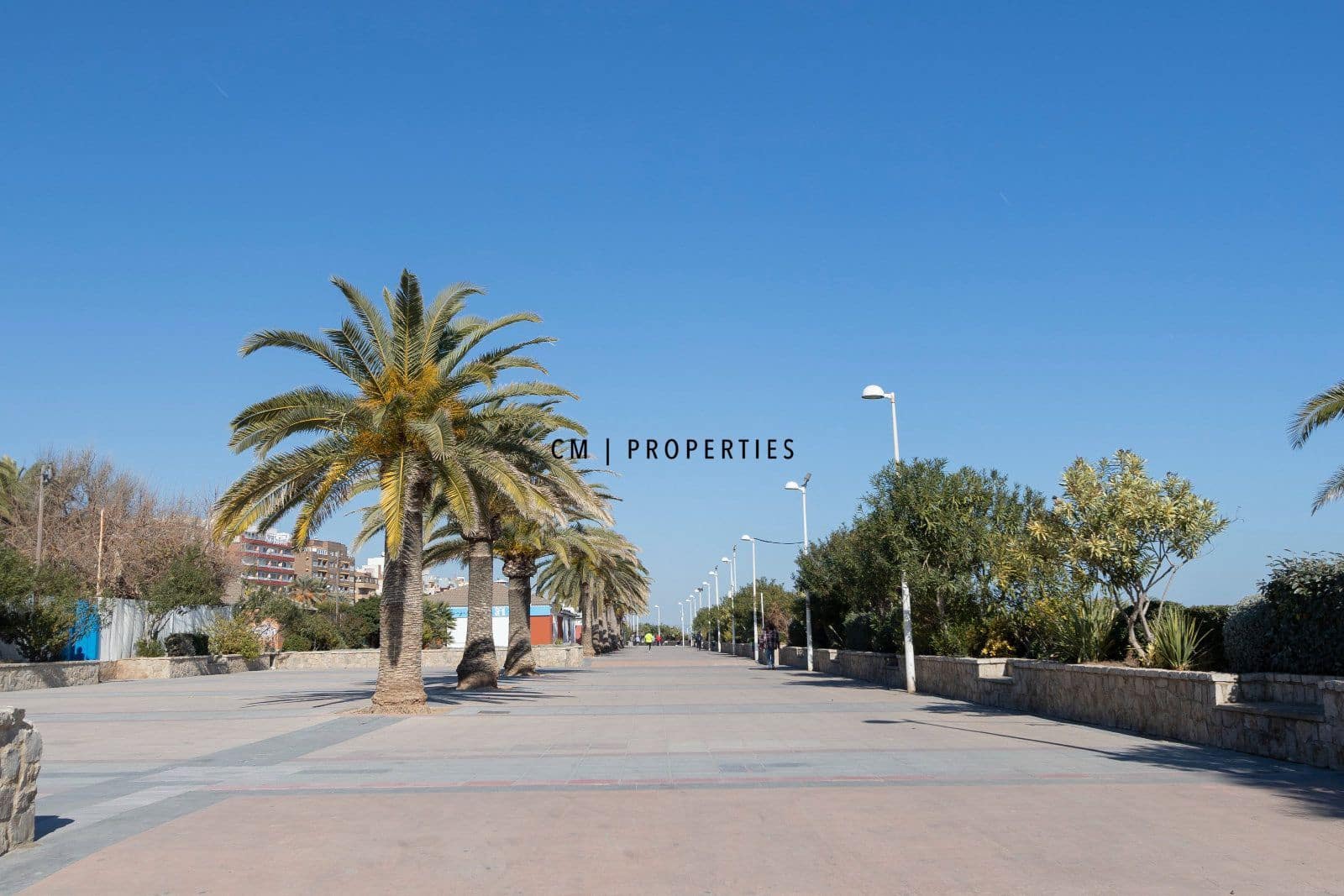 Flat for rent in Sagunto / Sagunt with garage - € 1,200 (Ref: 10155520)