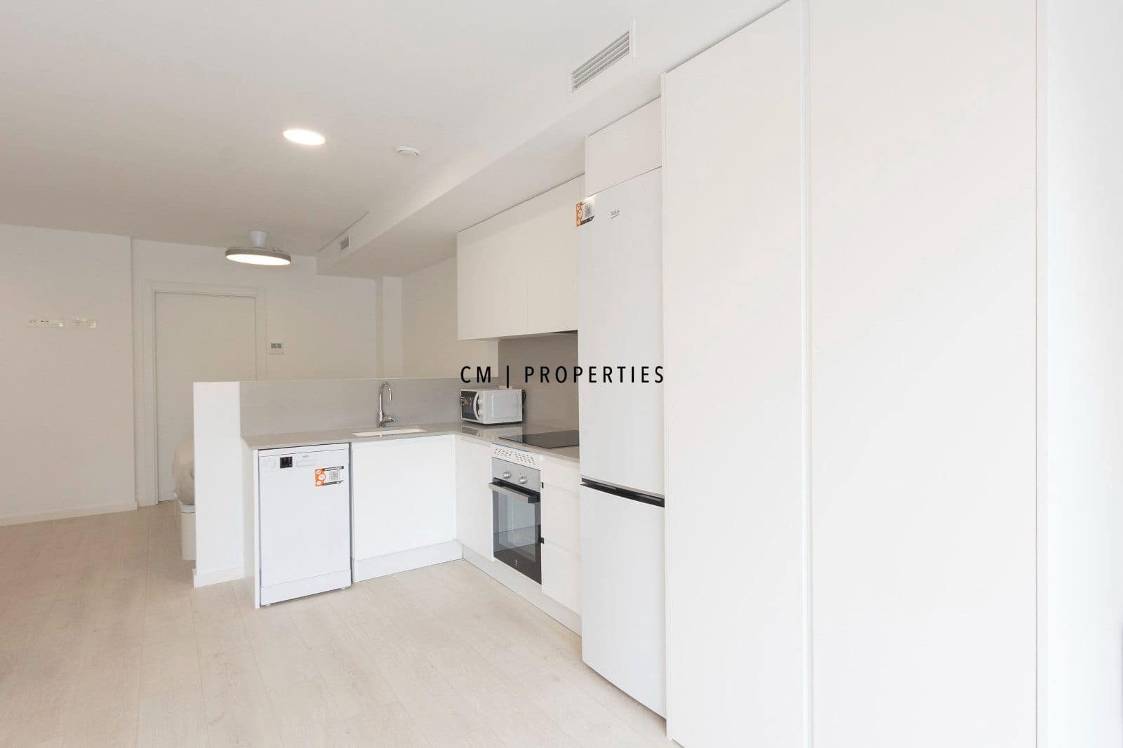 Flat for rent in Sagunto / Sagunt with garage - € 1,200 (Ref: 10155520)