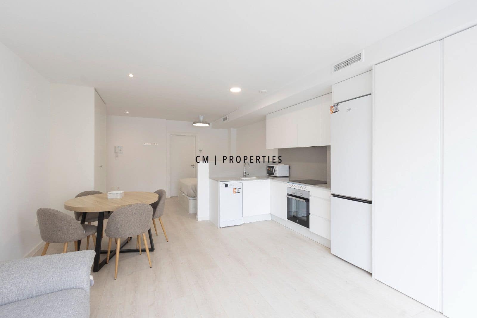 Flat for rent in Sagunto / Sagunt with garage - € 1,200 (Ref: 10155520)