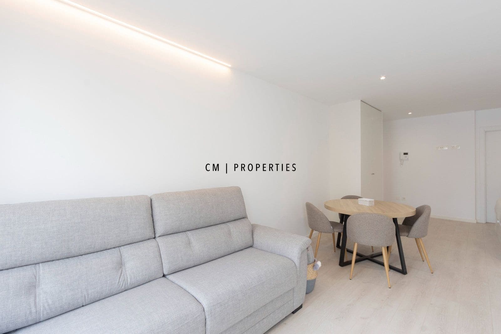 Flat for rent in Sagunto / Sagunt with garage - € 1,200 (Ref: 10155520)