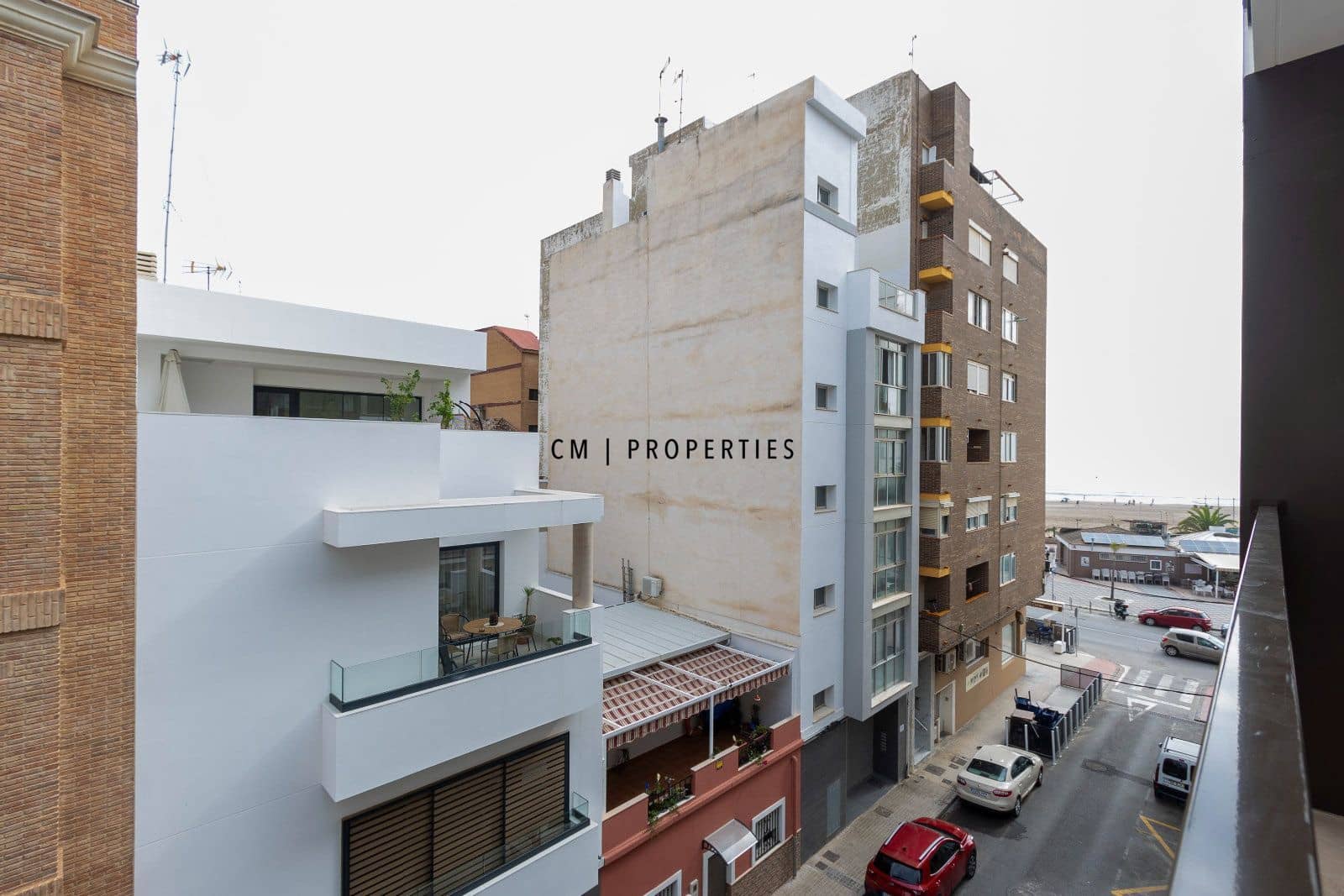 Flat for rent in Sagunto / Sagunt with garage - € 1,200 (Ref: 10155520)