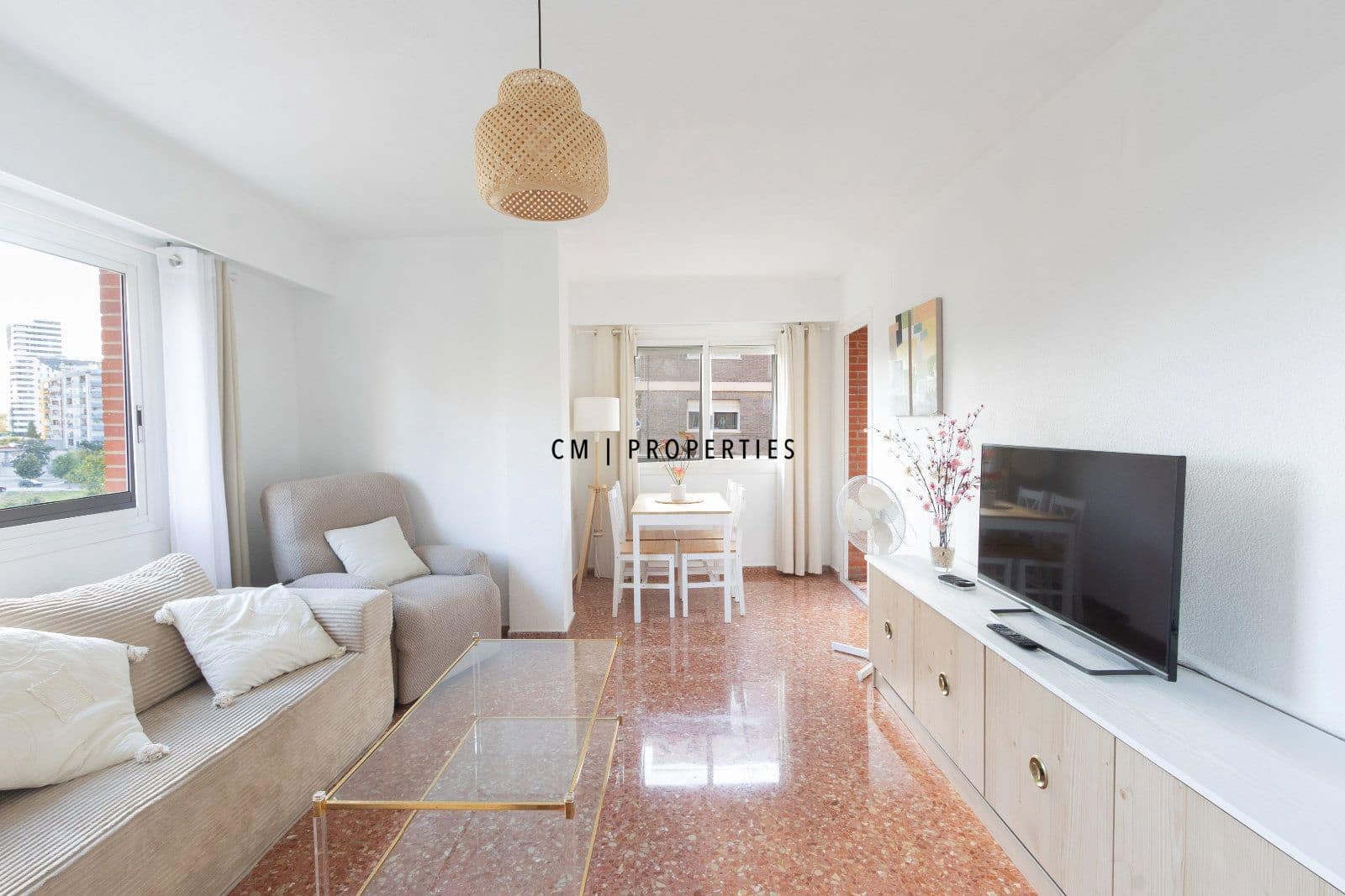 4 soveværelse Lejlighed til leje i Valencia by - € 1.650 (Ref: 10156793)