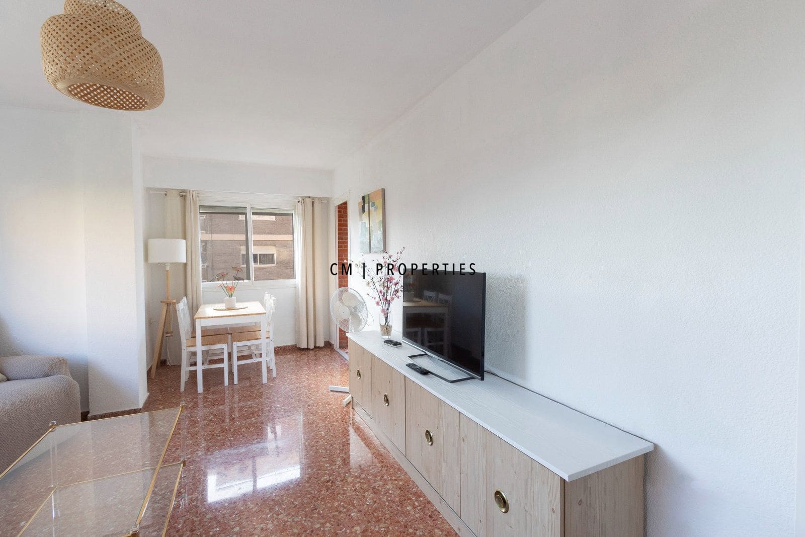4 soveværelse Lejlighed til leje i Valencia by - € 1.650 (Ref: 10156793)