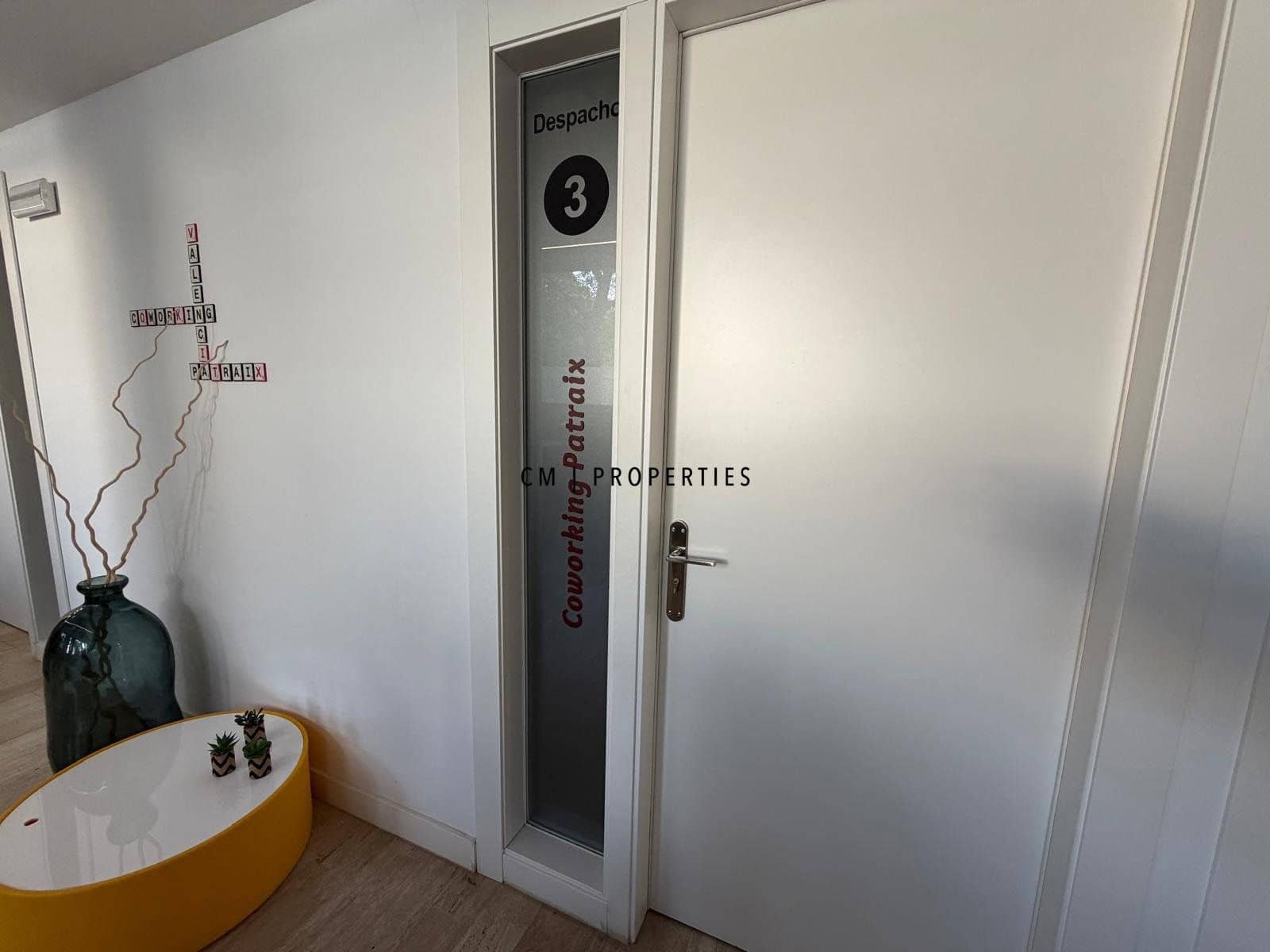 Office for rent in Valencia city - € 310 (Ref: 10156795)
