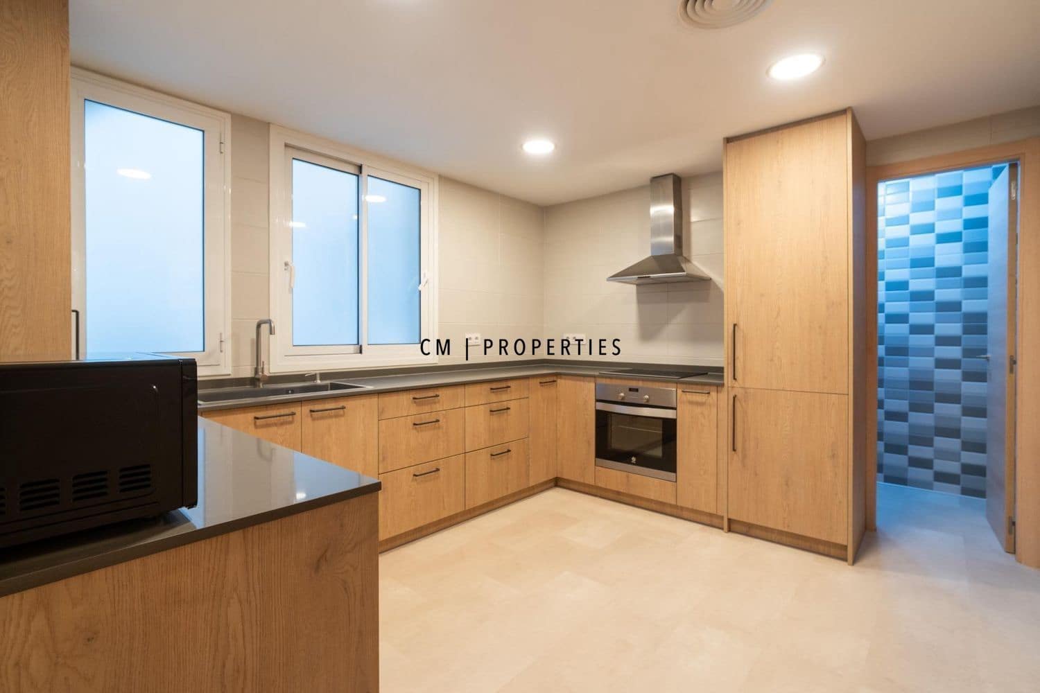 4 camera da letto Appartamento da affittare in Valencia citta - 4.000 € (Rif: 10158459)