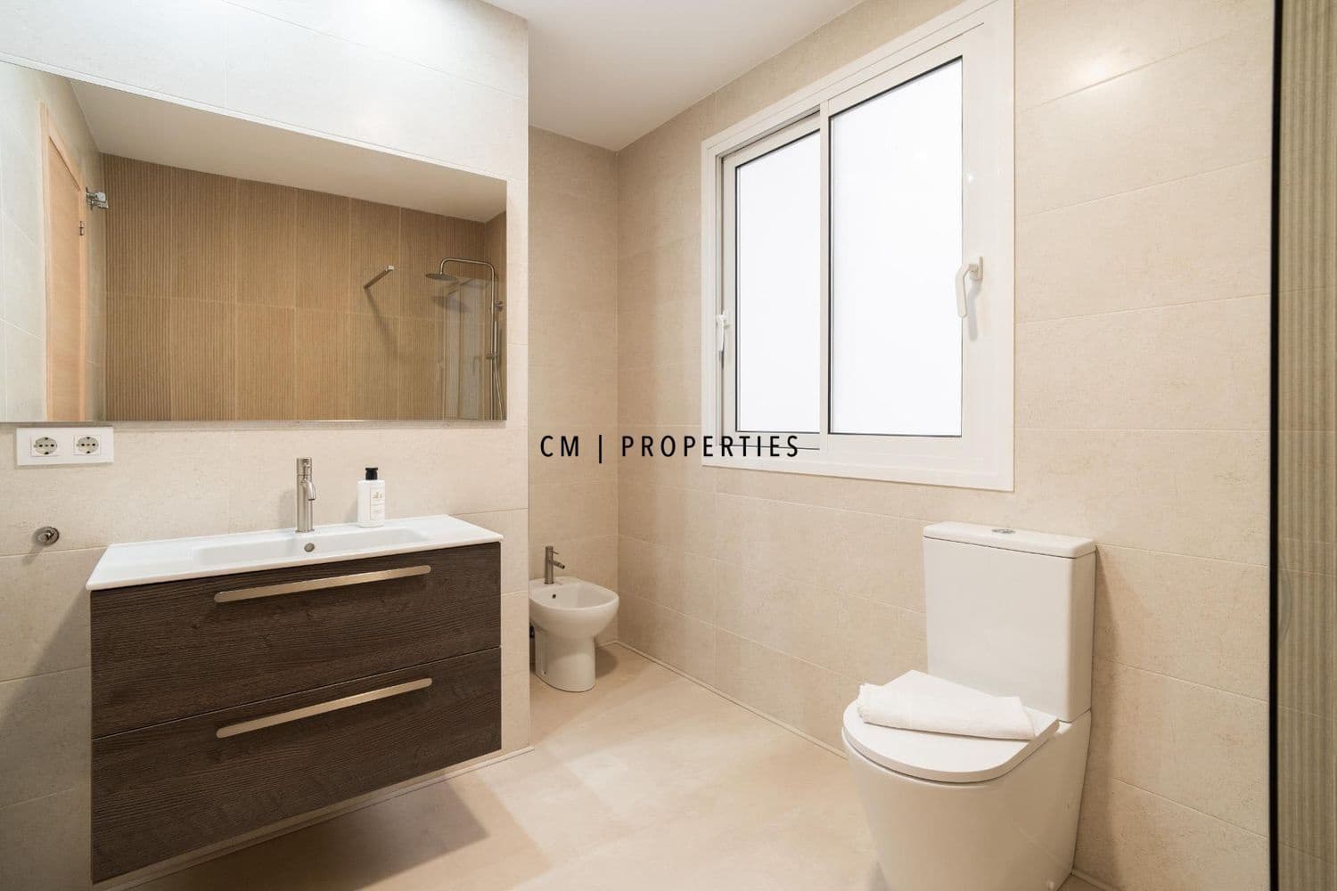 4 camera da letto Appartamento da affittare in Valencia citta - 4.000 € (Rif: 10158459)