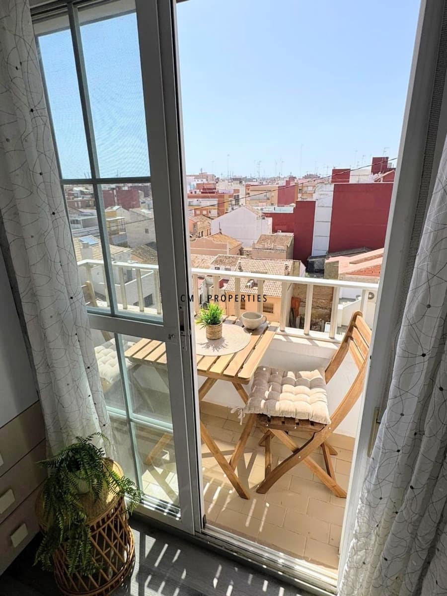 4 bedroom Flat for rent in Valencia city - € 1,590 (Ref: 10158697)