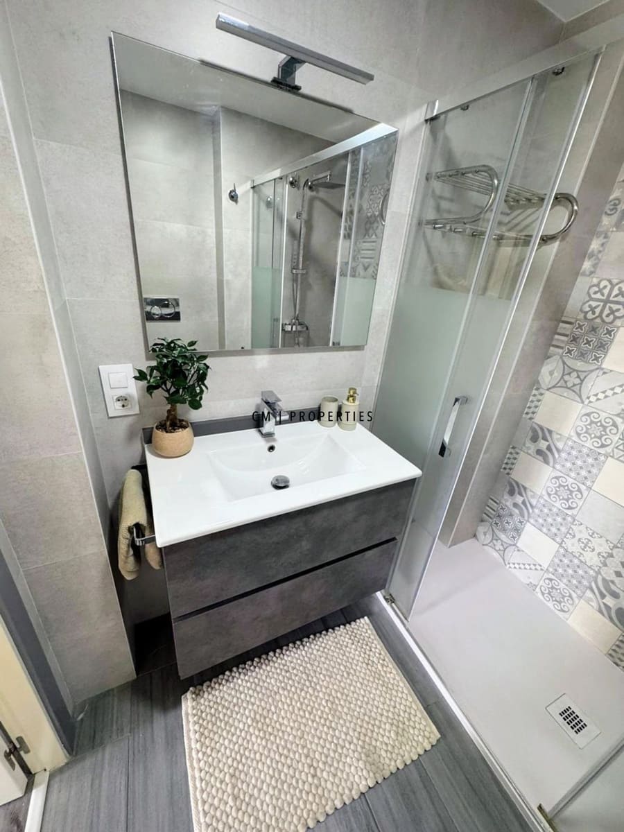 4 bedroom Flat for rent in Valencia city - € 1,590 (Ref: 10158697)