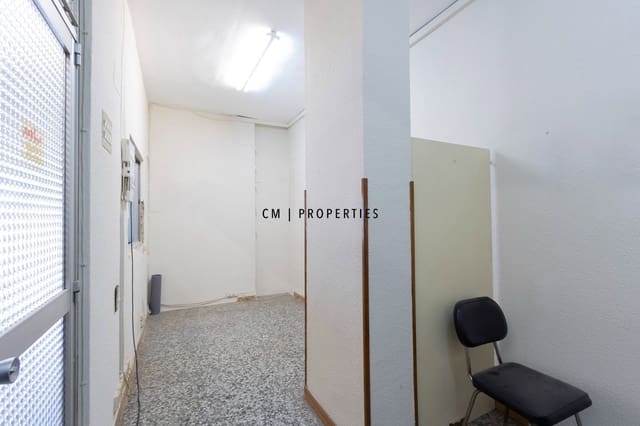 Commercieel te koop in Valencia stad - € 260.000 (Ref: 10161805)