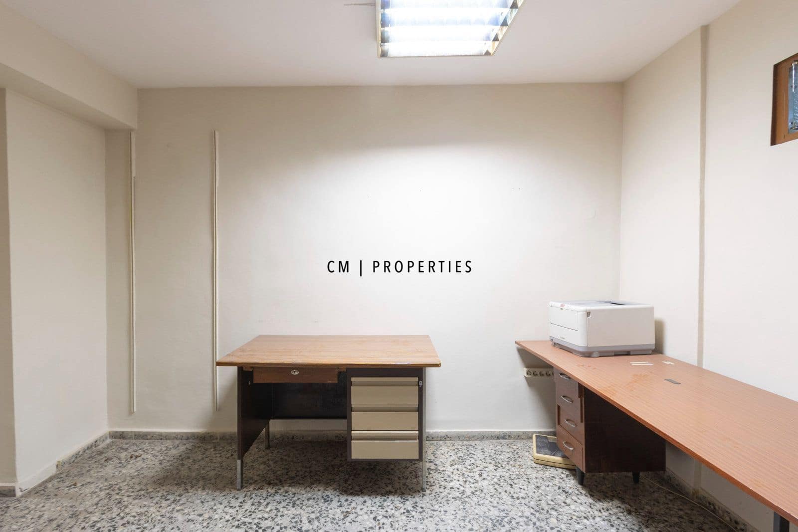 Commercieel te koop in Valencia stad - € 260.000 (Ref: 10161805)
